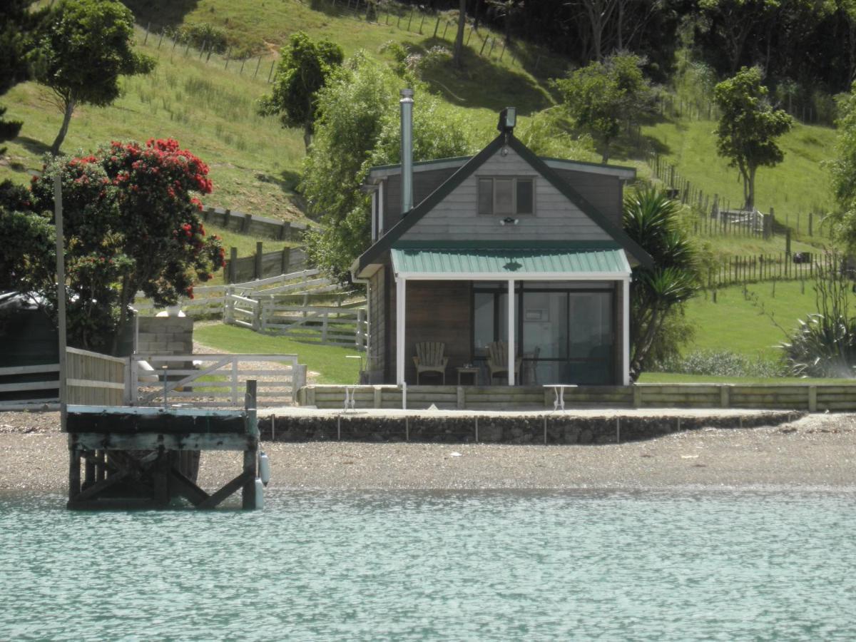 Waiheke Waters Edge Villa Omiha Bagian luar foto